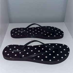 Old Navy Black and White Polka Dot Flip Flop Sandals NWOT